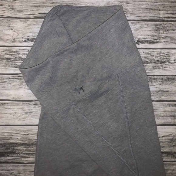 🔴SOLD🔴Victoria’s Secret Pink Yoga Legging❣️ - Picture 4 of 7